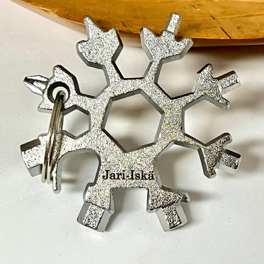 Monitoimityökalu avaimenperä