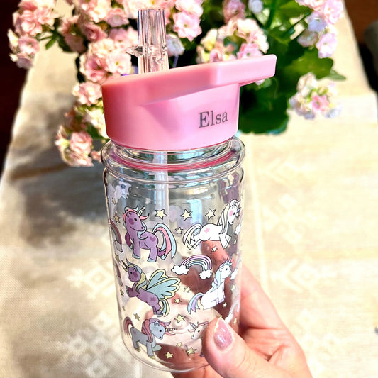 Yksisarvinen nimikoitu juomapullo lapselle