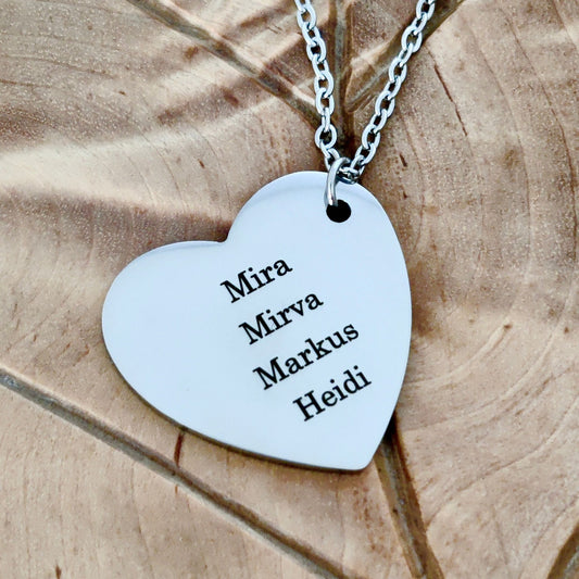 Sydän nimikoru lasten nimillä