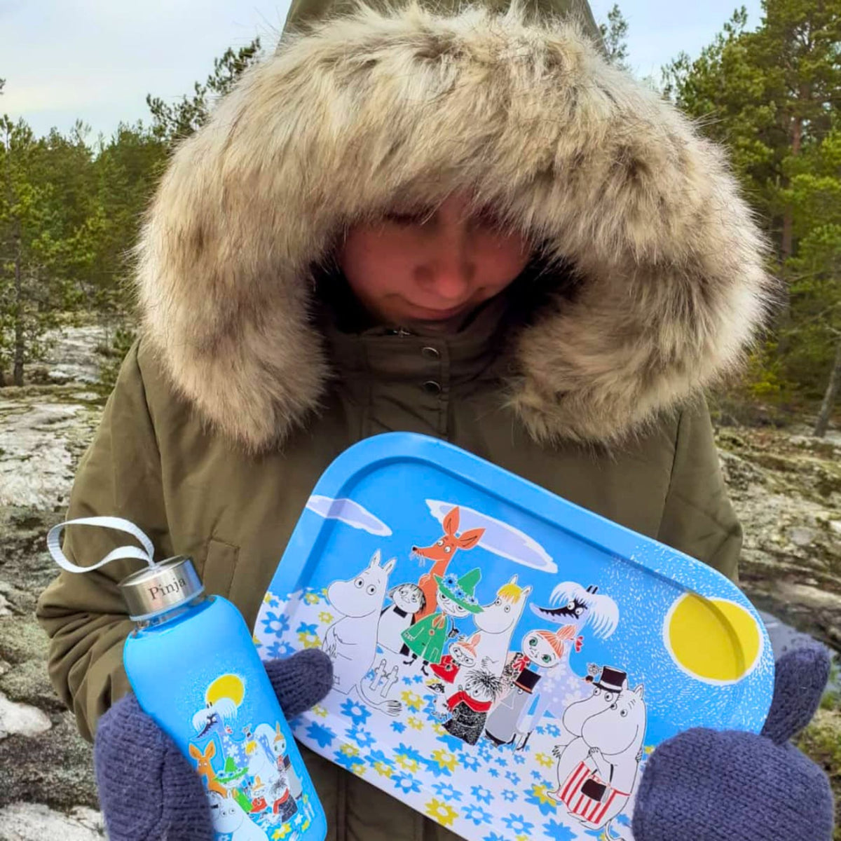 Muumi juomapullo ja tarjotin lahjaksi | Nimilahjat