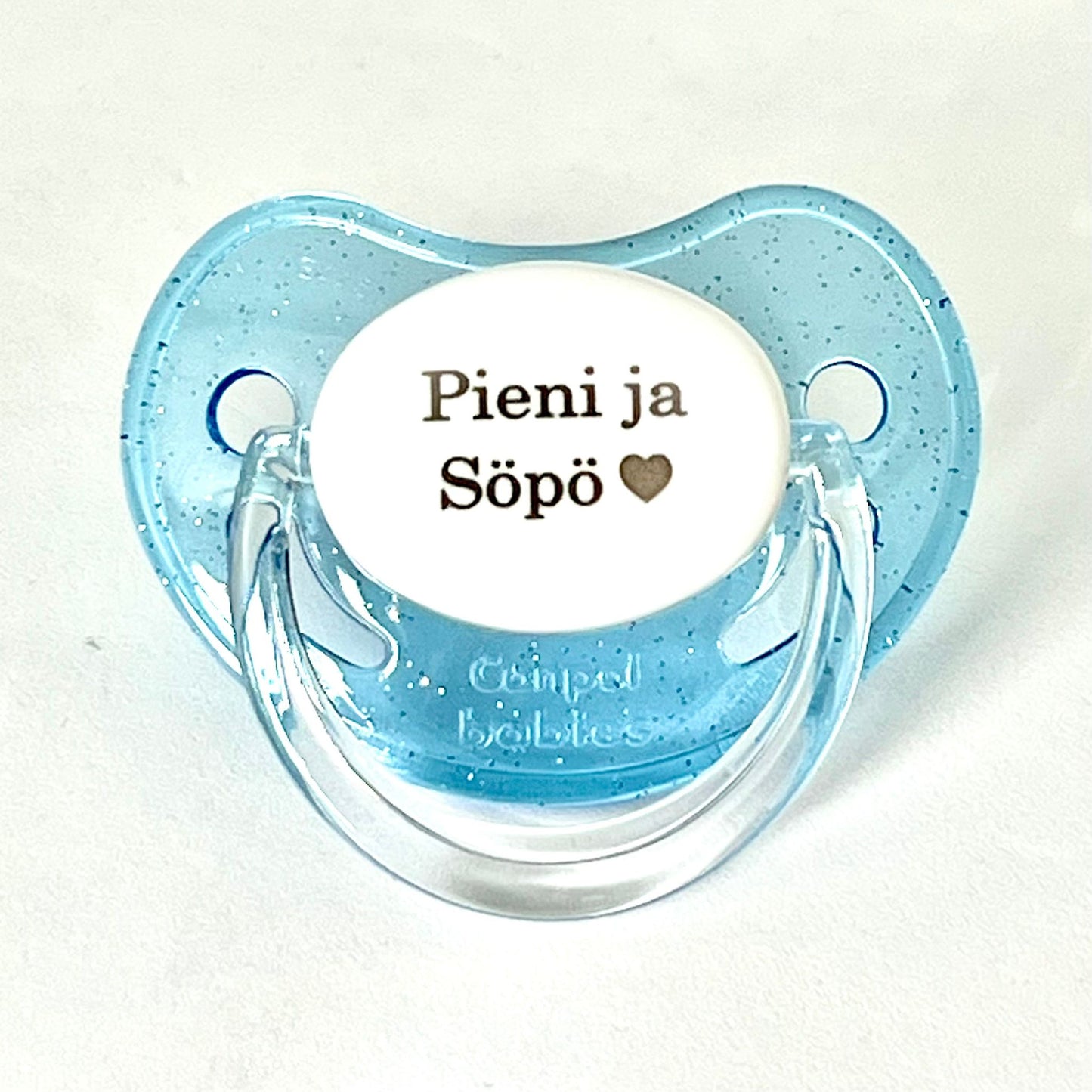 Kimaltava nimitutti vauvalle